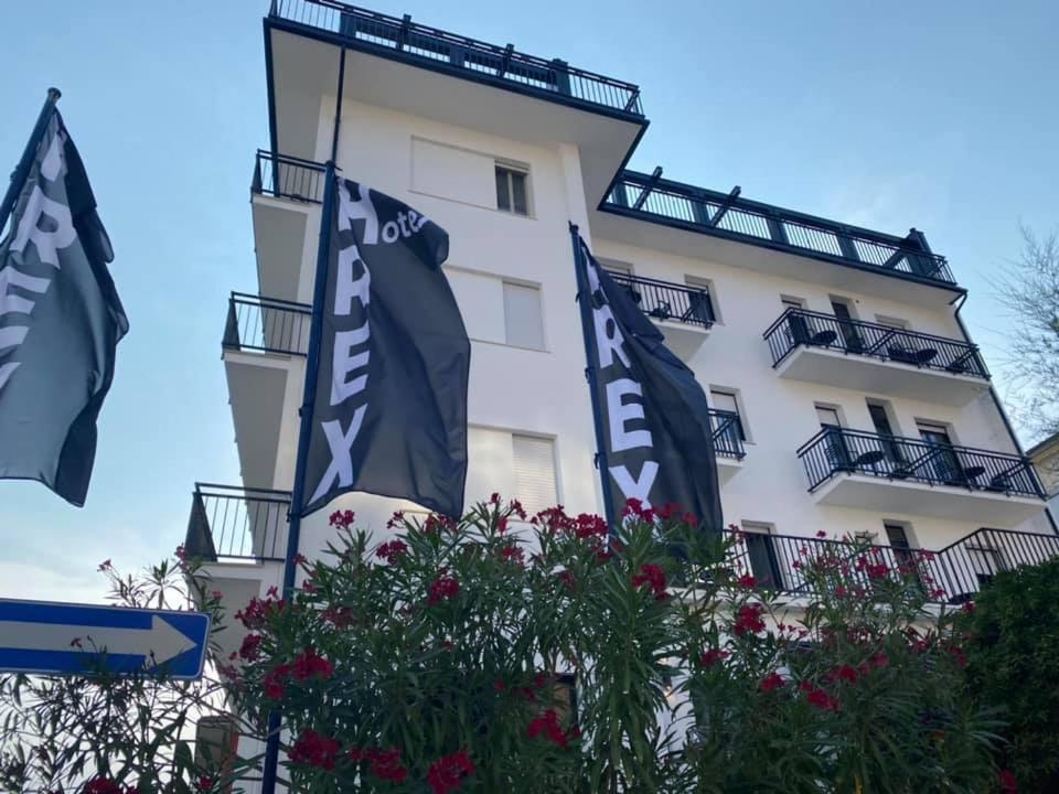Hotel Rex Лідо-ді-Савіо Екстер'єр фото
